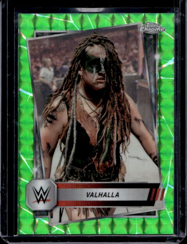 2025 Topps Chrome WWE #179 Neon Green Geometric Refractor /75