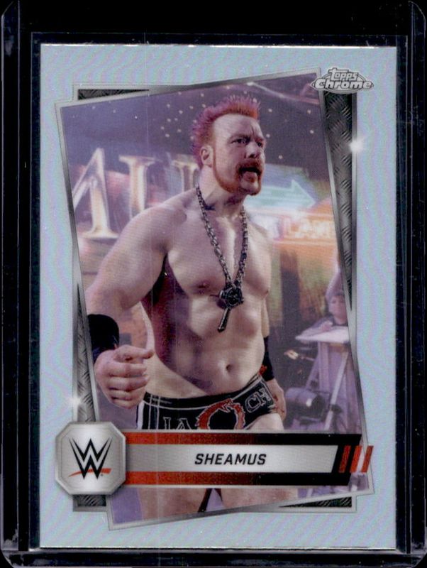 2025 Topps Chrome WWE #132 Refractor