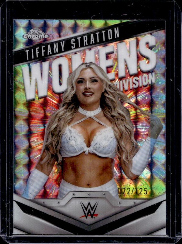 Tiffany Stratton 2025 Topps Chrome WWE #WD-TIF Women's Division - Aqua Geometric Refractor /125 RAW