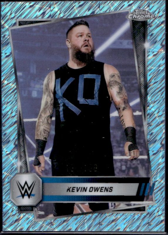 2025 Topps Chrome WWE #91 Aqua Shimmer Refractor /199