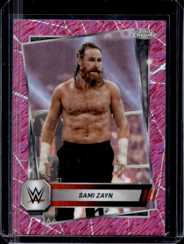 2025 Topps Chrome WWE #103 Pink Shimmer Refractor