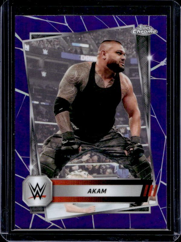 2025 Topps Chrome WWE #31 Purple Refractor