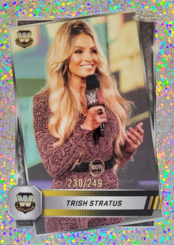 Trish Stratus 2025 Topps Chrome WWE #190 Speckle Refractor /249 RAW