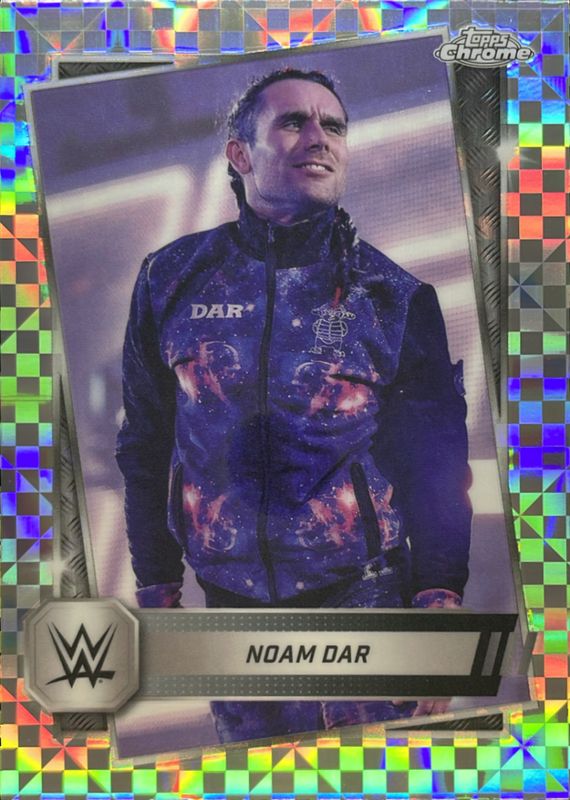 Noam Dar 2025 Topps Chrome WWE #142 X-Fractor RAW