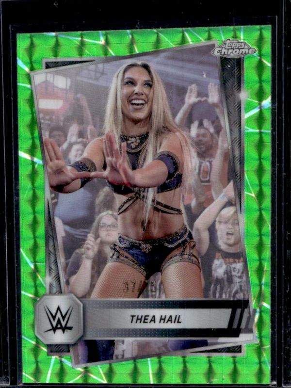 Thea Hail 2025 Topps Chrome WWE #81 Neon Green Geometric Refractor /75 RAW