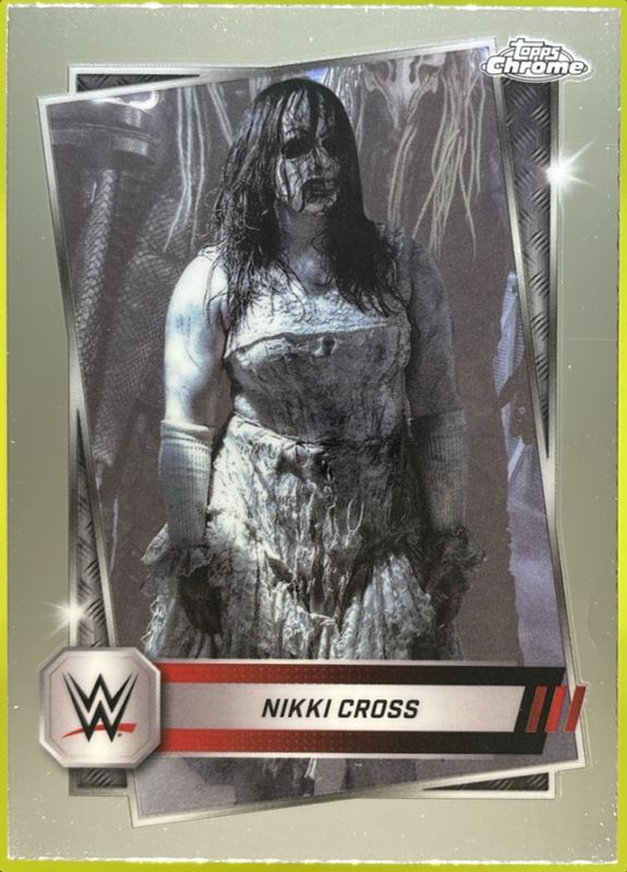 Nikki Cross 2025 Topps Chrome WWE #75 Base RAW