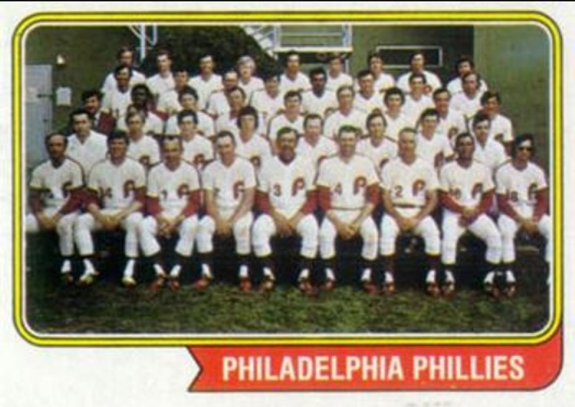Philadelphia Phillies 1974 Topps #383 Base RAW