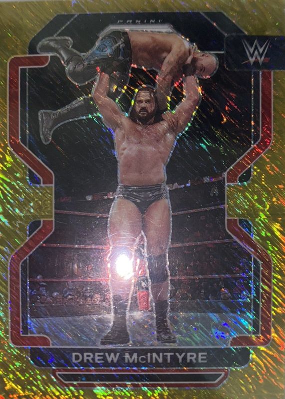 2022 Prizm WWE #155 FOTL Gold Shimmer /3