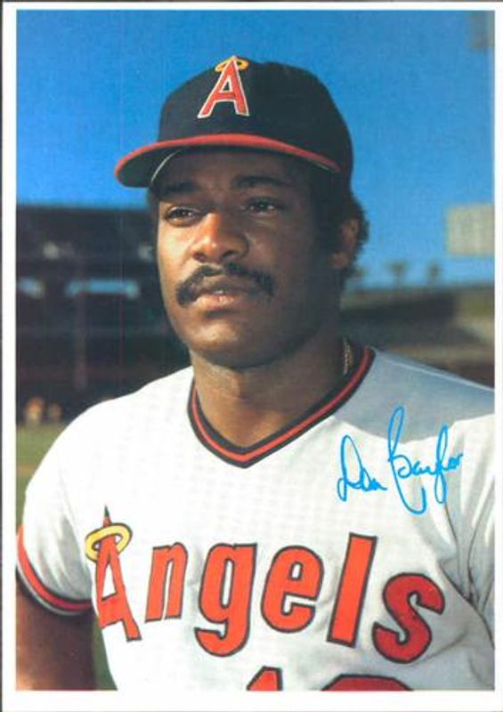 1980 Topps Superstar Photos (Gray Backs) #9 Base