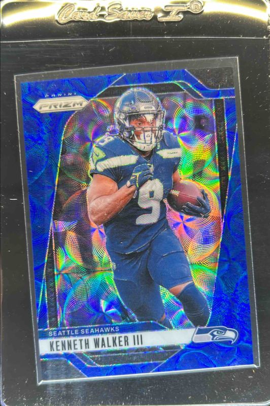Kenneth Walker III 2024 Prizm #260 Choice Blue /14 RAW