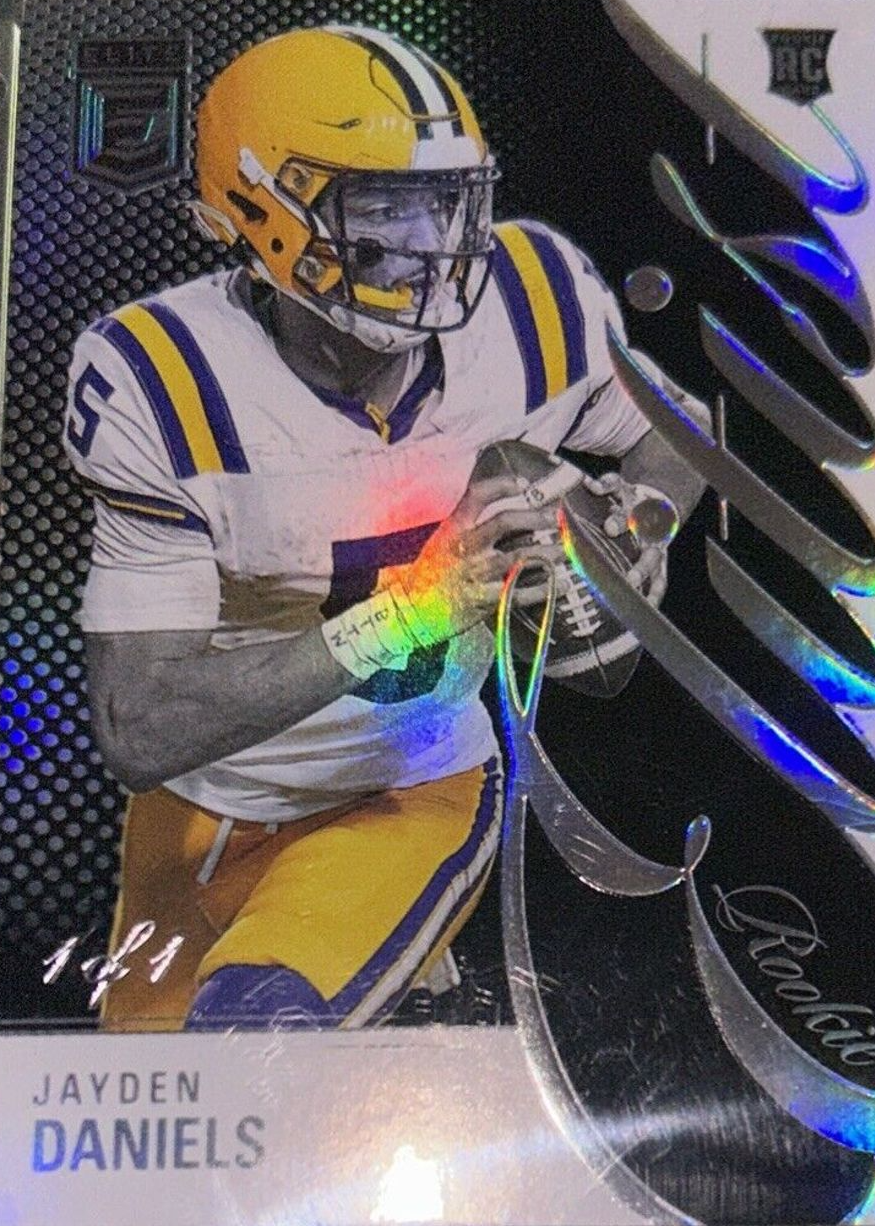 Jayden Daniels 2024 Elite #15 Rookie Elitist - Black /1 Price Guide ...