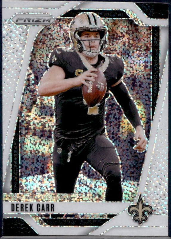 Derek Carr 2024 Prizm #203 White Sparkle /(SSP) RAW