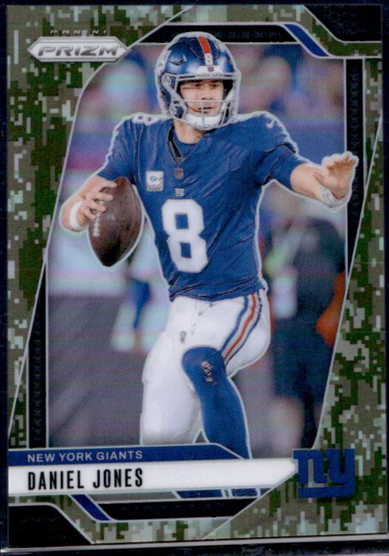 Daniel Jones 2024 Prizm #212 Forest Camo /15 RAW