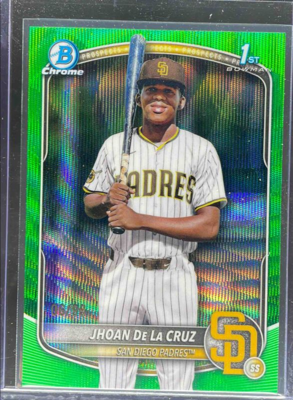 Jhoan De La Cruz 2025 Bowman Chrome #BCP-223 Chrome Prospects - Green Wave Refractor /99 RAW