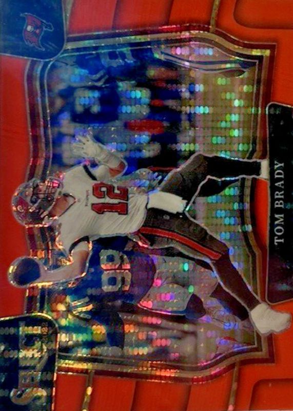 Tom Brady 2022 Select #464 Field Level Neon Orange Pulsar /7 PSA 10