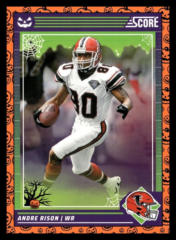 2024 Score-A-Treat #17 Base