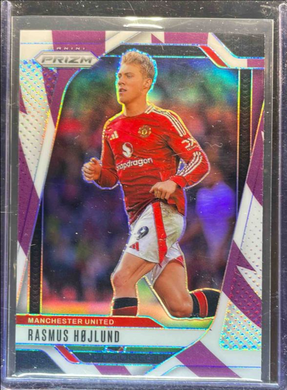 Rasmus Hojlund 2024 Prizm Premier League #135 Purple & White Stripes /92 RAW