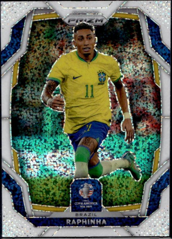 Raphinha 2024 Prizm Copa America #26 White Sparkle /(SSP) RAW
