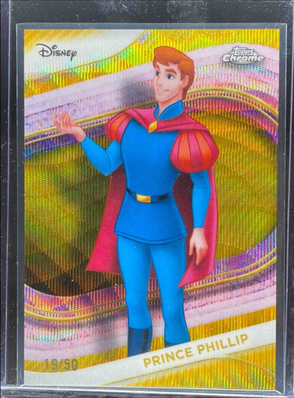 2025 Topps Chrome Disney #121 Gold Wave Refractor /50