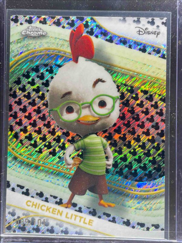 2025 Topps Chrome Disney #20 Mickey Mouse Black & White Shimmer Refractor /101
