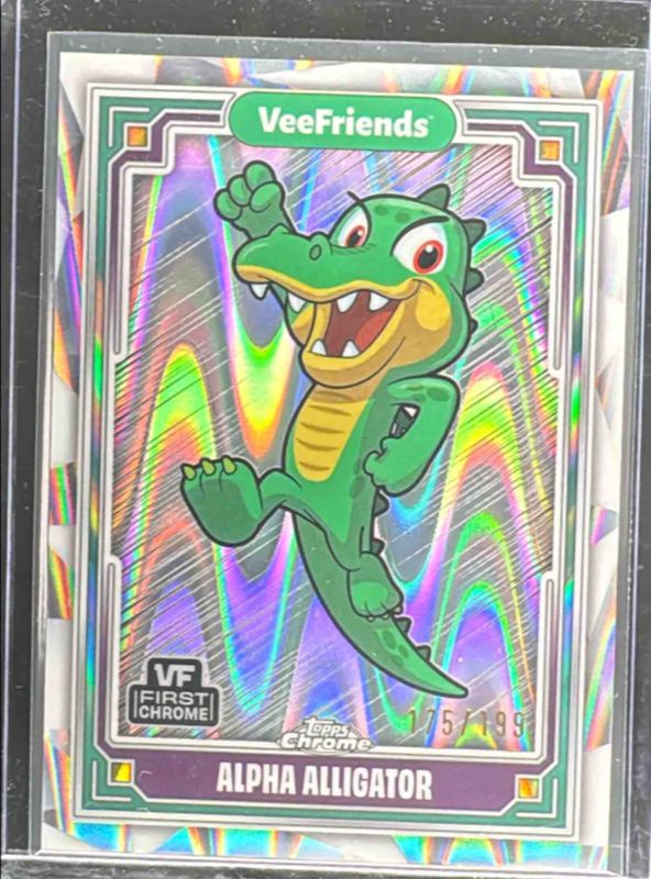 2025 Topps Chrome VeeFriends #26 RayWave Refractor /199