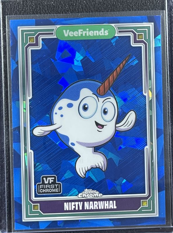 2025 Topps Chrome VeeFriends Sapphire #38 Base Sapphire