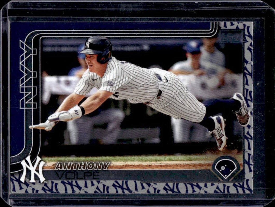 Anthony Volpe 2025 Topps #35 Team Color RAW