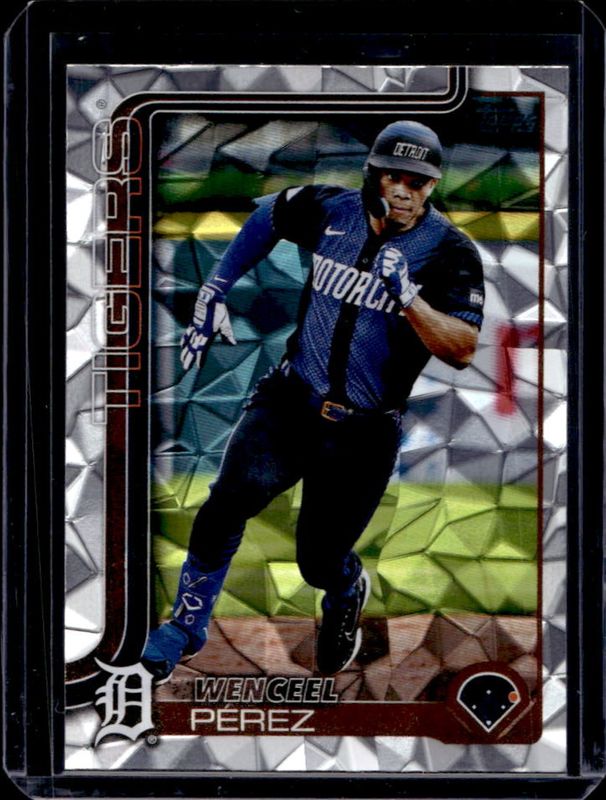 2025 Topps #646 Silver Crackle Foilboard