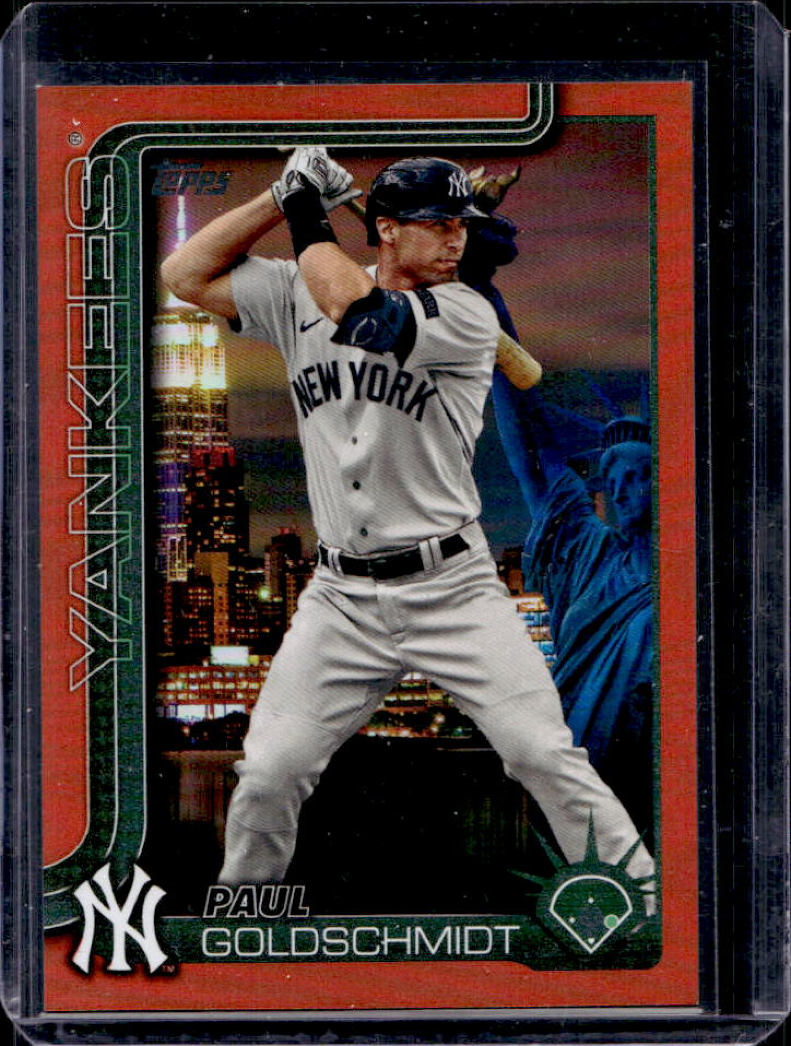 Paul Goldschmidt 2025 Topps #561 FF NYC Big Apple Variation 