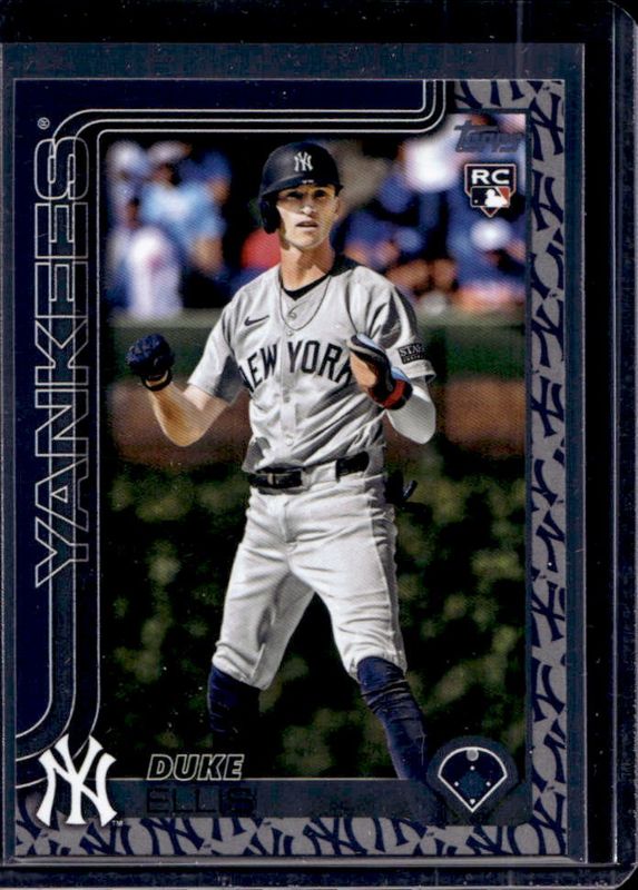 2025 Topps #599 Team Color