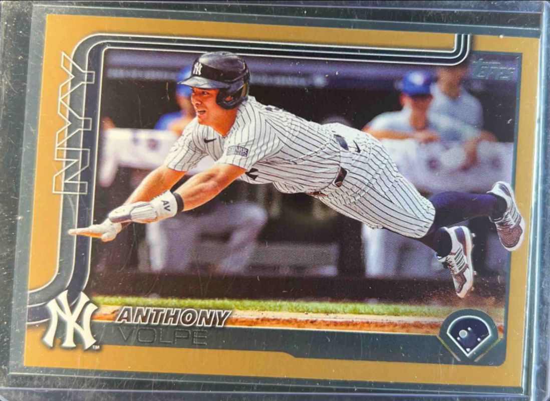 Anthony Volpe 2025 Topps #35 Gold /2025 RAW
