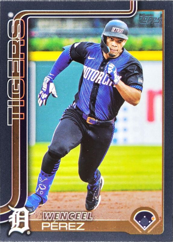 2025 Topps #646 Black /74