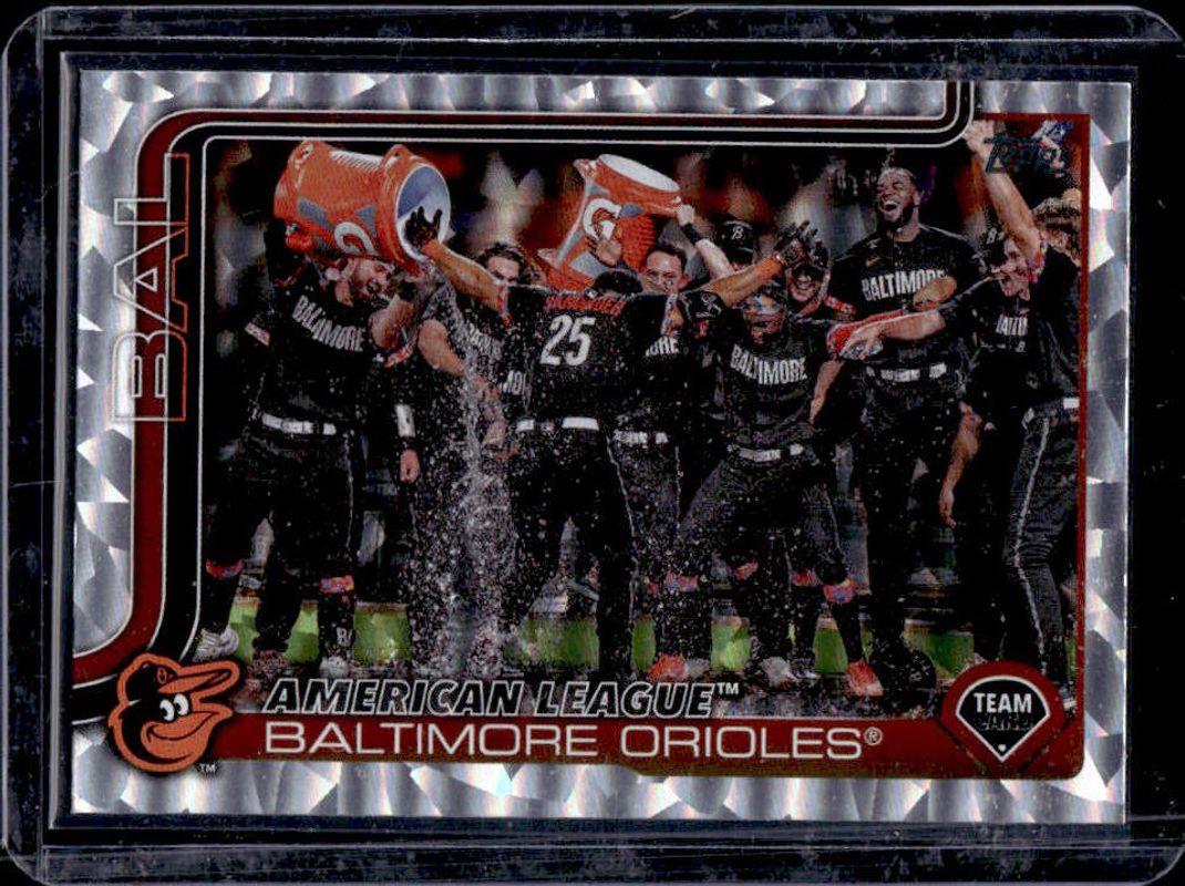 Baltimore Orioles 2025 Topps #170 Silver Crackle Foilboard RAW