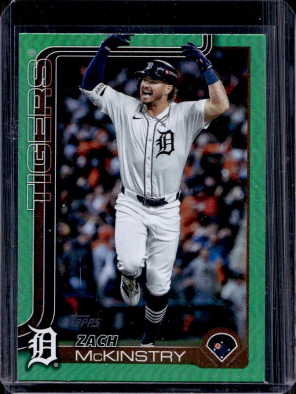 Zach McKinstry 2025 Topps #560 Green Rainbow /99 RAW