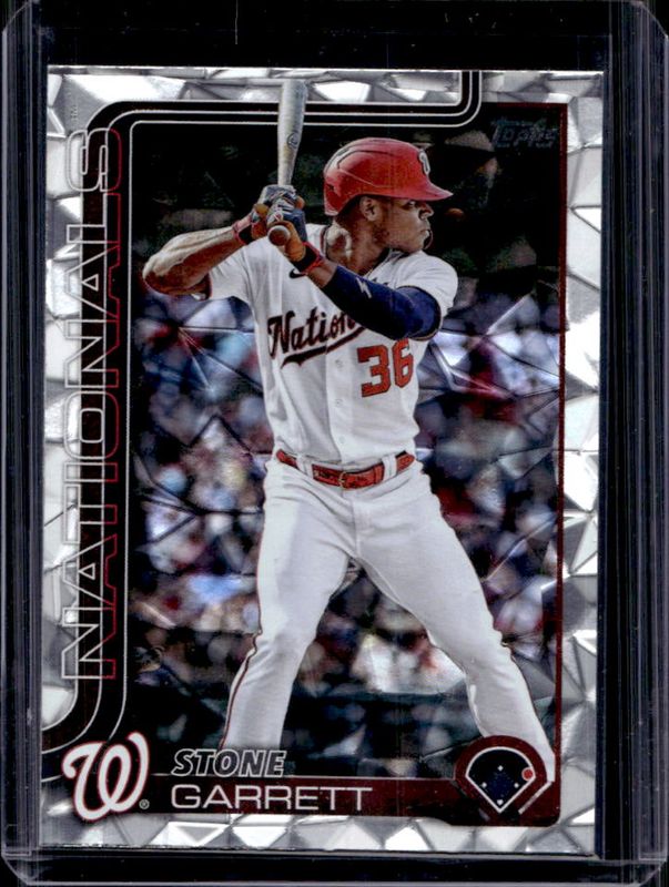 2025 Topps #601 Diamante Foil