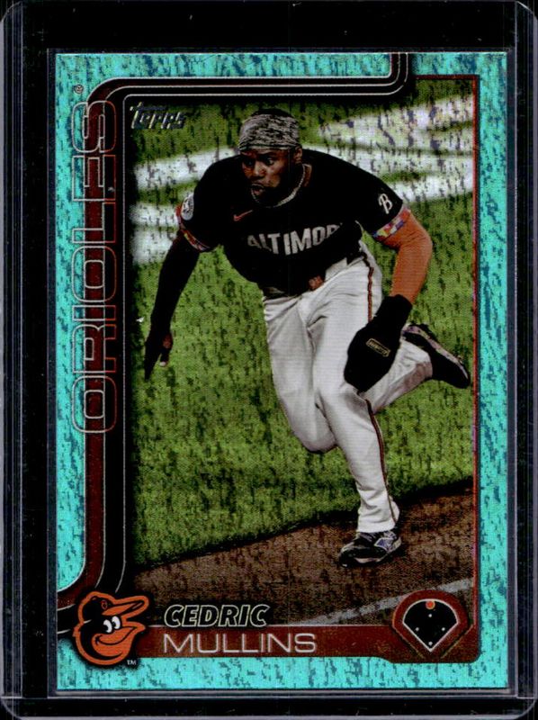 Cedric Mullins 2025 Topps #69 Aqua Rainbow Foilboard RAW