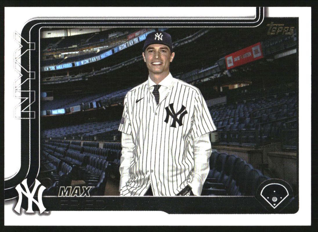 Max Fried 2025 Topps #609 Golden Mirror Image Variation /(SSP) RAW