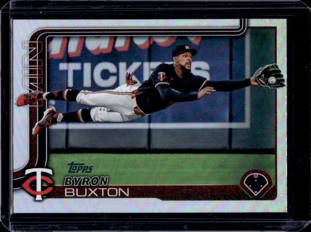 Byron Buxton 2025 Topps #530 Rainbow Foil RAW