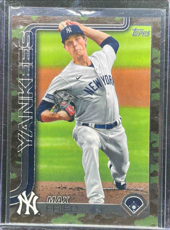 Max Fried 2025 Topps #609 Wood /25 RAW