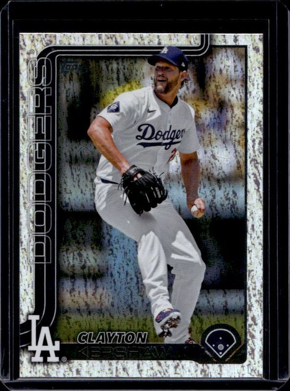 Clayton Kershaw 2025 Topps #146 Holo Foil RAW