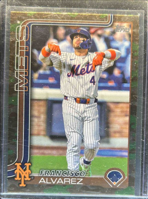 Francisco Alvarez 2025 Topps #171 Memorial Day Camo /25 RAW