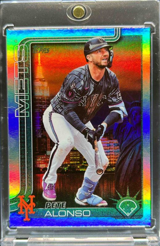 Pete Alonso 2025 Topps #550 FF NYC Big Apple Variation RAW