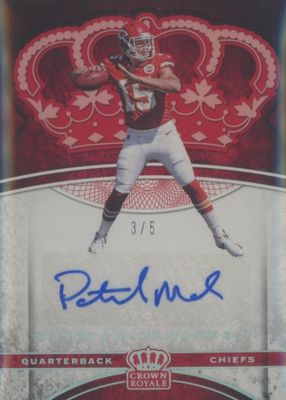 2017 Crown Royale #18 Autographs - Platinum (/5)