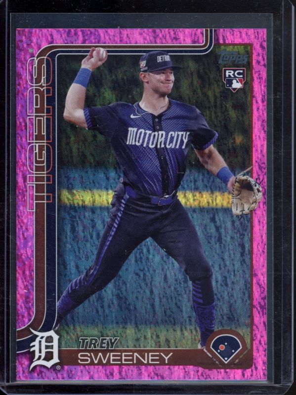 Trey Sweeney 2025 Topps #67 Pink Holo Foil Rookie RAW