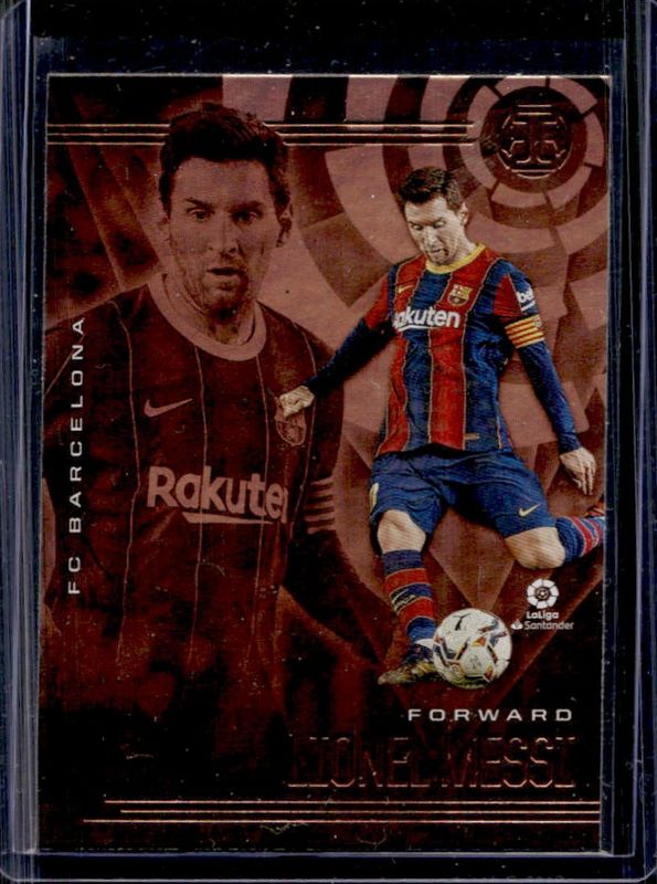 Lionel Messi 2020 Chronicles #21 Illusions La Liga Trophy Collection - Silver RAW