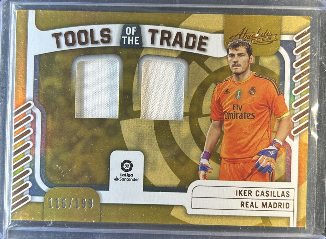Iker Casillas 2022 Chronicles #AT-IC Absolute Tools of the Trade La Liga /199 RAW