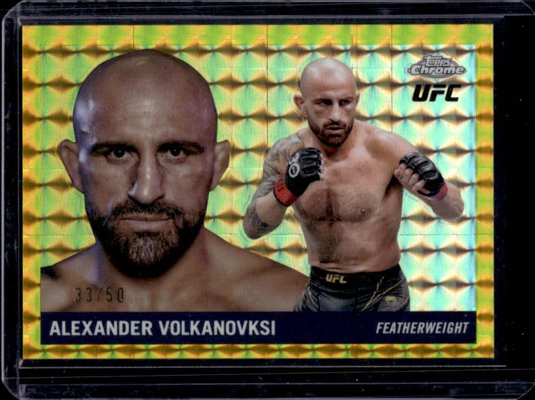 Alexander Volkanovski 2025 Topps Chrome UFC #55T-2 1955 Topps - Gold Geometric Refractor /50 RAW
