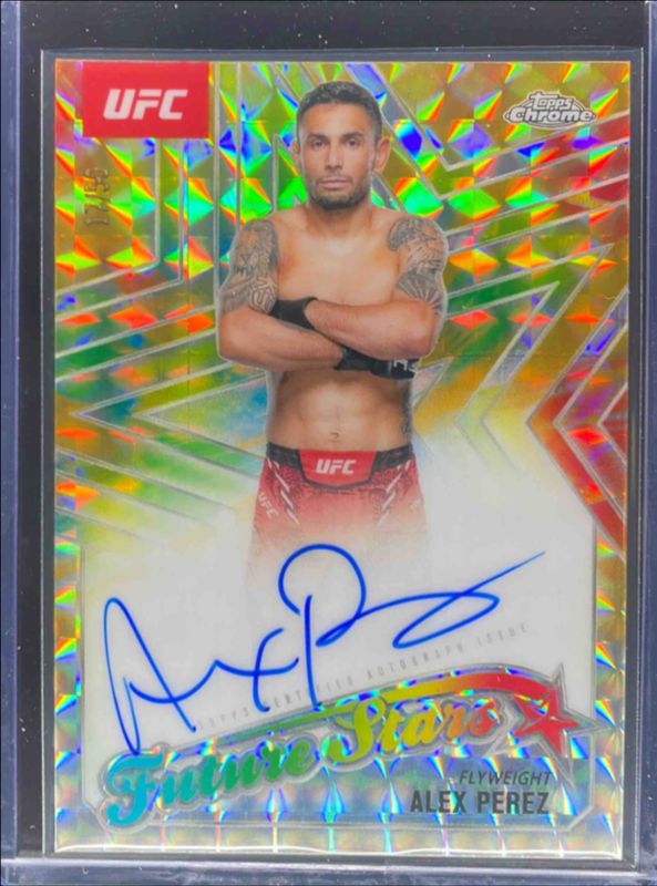 Alex Perez 2025 Topps Chrome UFC #FSA-AP Future Stars Autographs - Gold Geometric Refractor /50 RAW