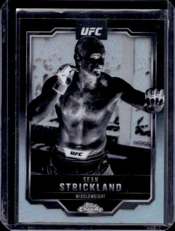 Sean Strickland 2025 Topps Chrome UFC #74 Negative Refractor RAW