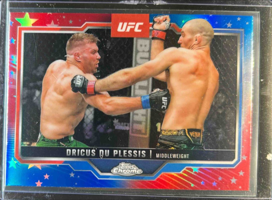 Dricus du Plessis 2025 Topps Chrome UFC #137 Red & Blue Refractor RAW